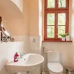 Zamek Aparthotel Dobroszyce