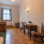Zamek Aparthotel Dobroszyce