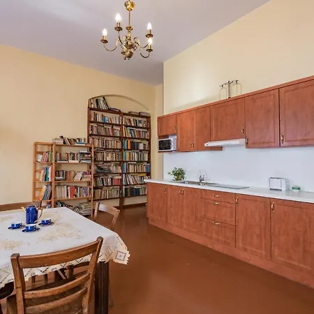 Lägenhetshotell Zamek Dobroszyce