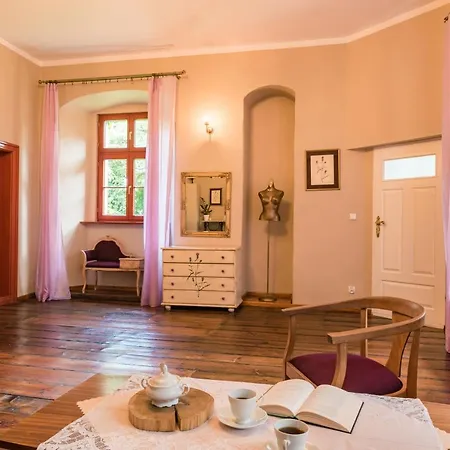 Apartmanhotel Zamek Dobroszyce