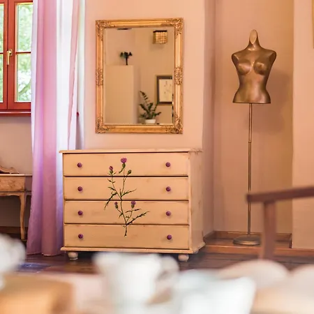 Apartmanhotel Zamek Dobroszyce