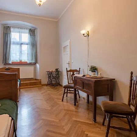 Zamek Apartmanhotel Dobroszyce