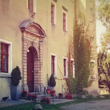 Aparthotel Zamek Dobroszyce