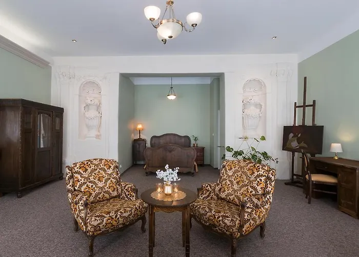 Zamek Aparthotel Dobroszyce