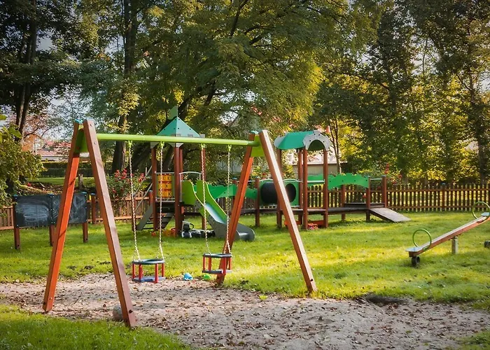 Zamek Aparthotel Dobroszyce