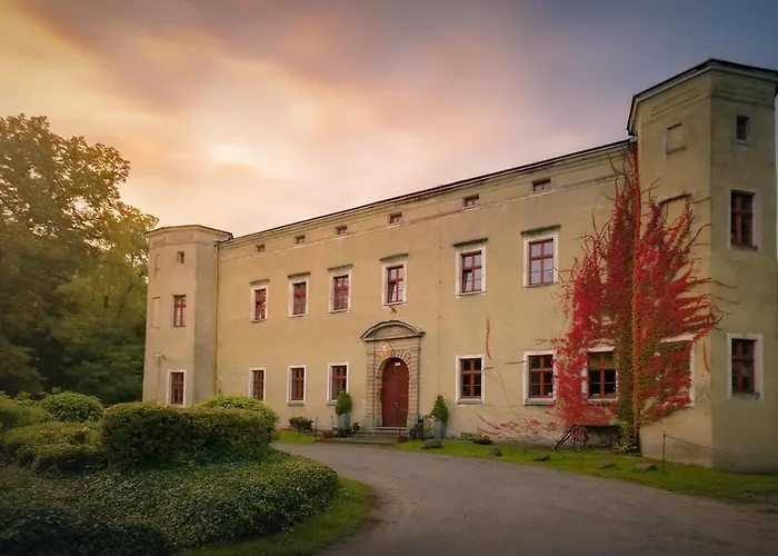 Zamek Aparthotel Dobroszyce